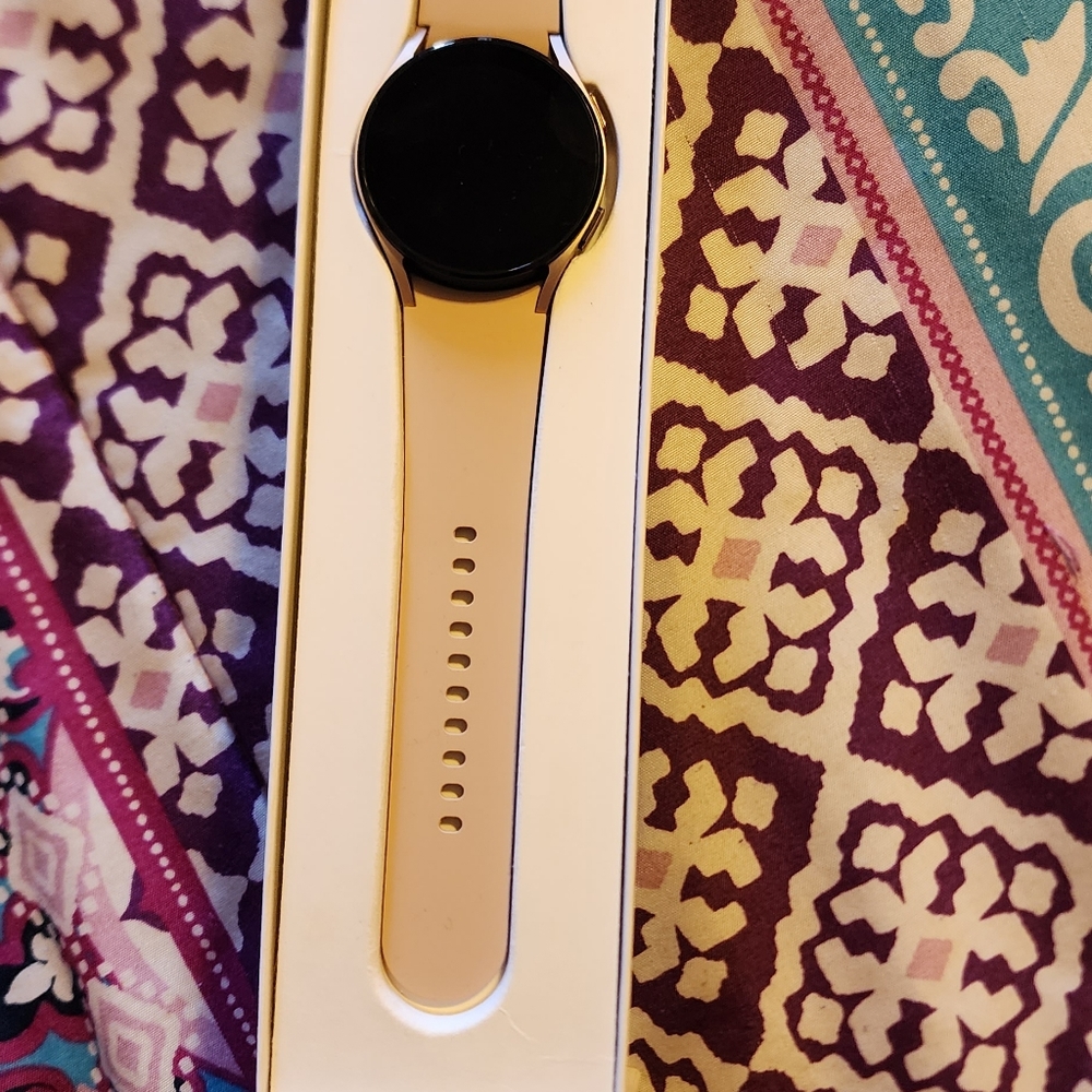 SAMSUNG  WATCH